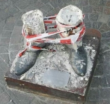 escultura de Horacio Ferrer, as qued