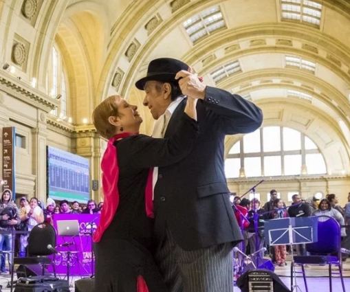 Tango en Estacion Constitucion