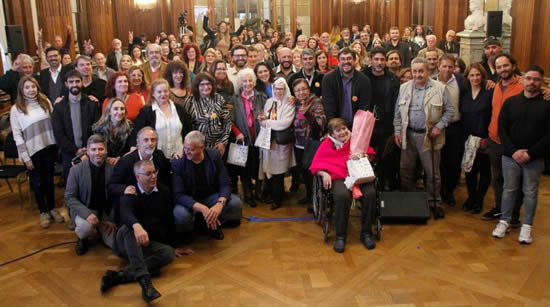 Abuelas de Plaza de Mayo