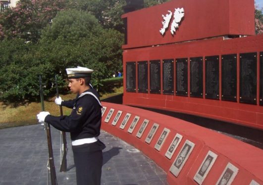 Cenotafio caidos en Malvinas