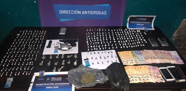 Narcos detenidos en Consitucion