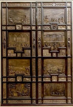 Puerta historiada