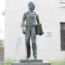 Monumento al canillita