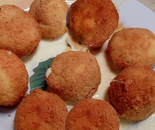 croquetas de papa con corazon de queso